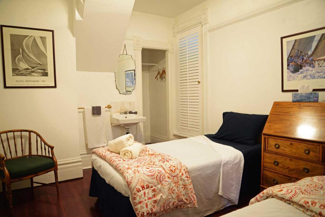 Vancouver Hideaway Guesthouse מראה חיצוני תמונה