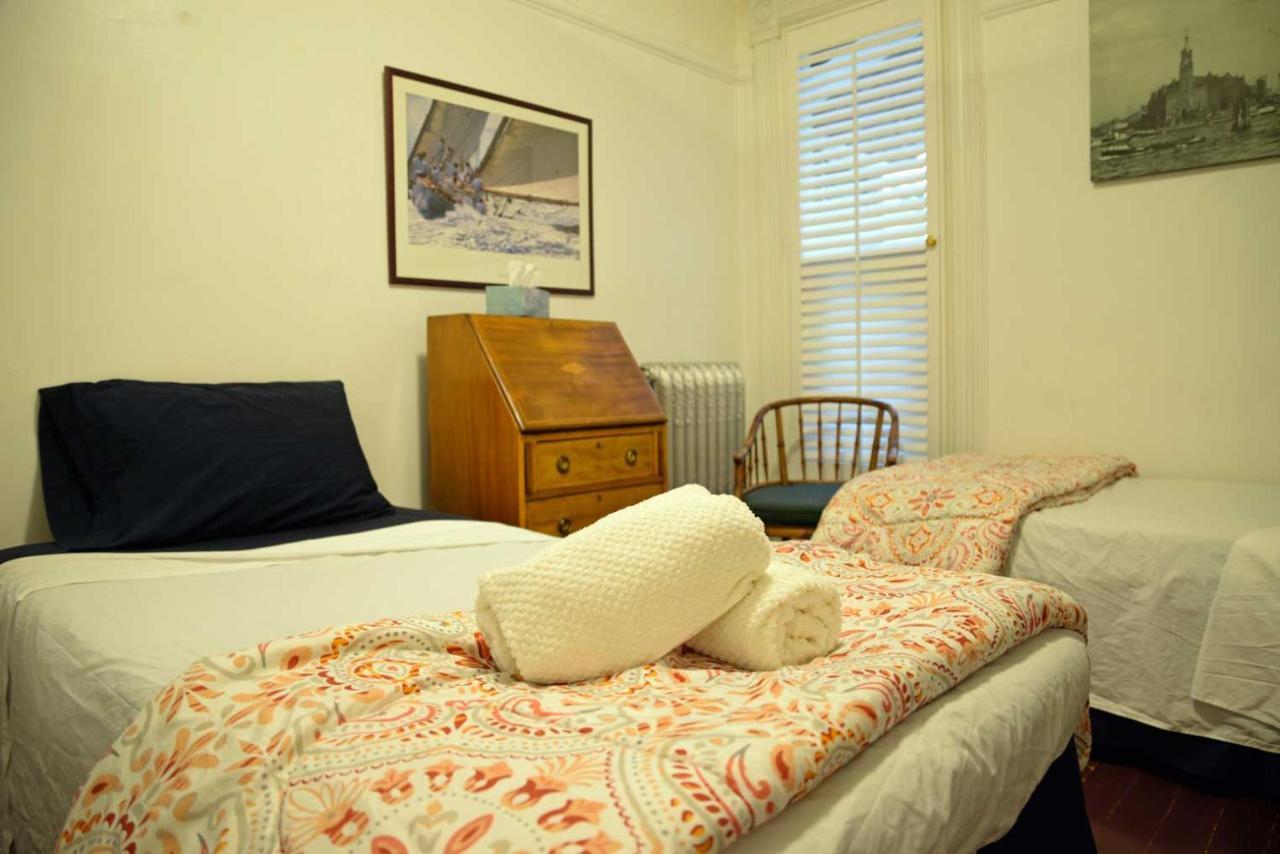 Vancouver Hideaway Guesthouse מראה חיצוני תמונה