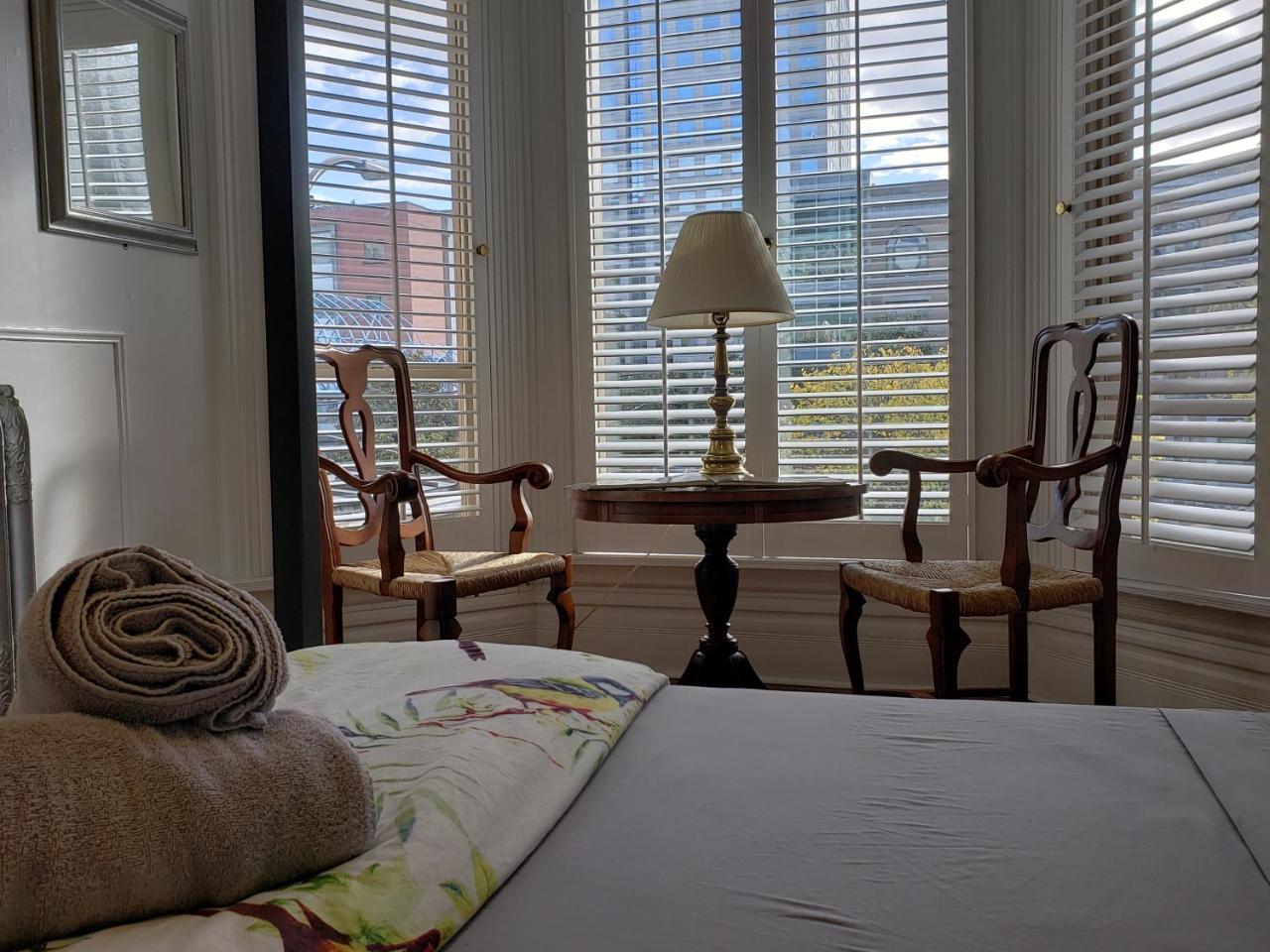 Vancouver Hideaway Guesthouse מראה חיצוני תמונה