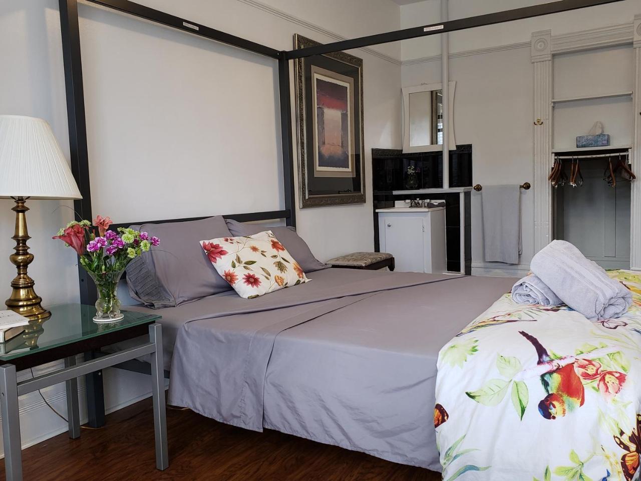 Vancouver Hideaway Guesthouse מראה חיצוני תמונה