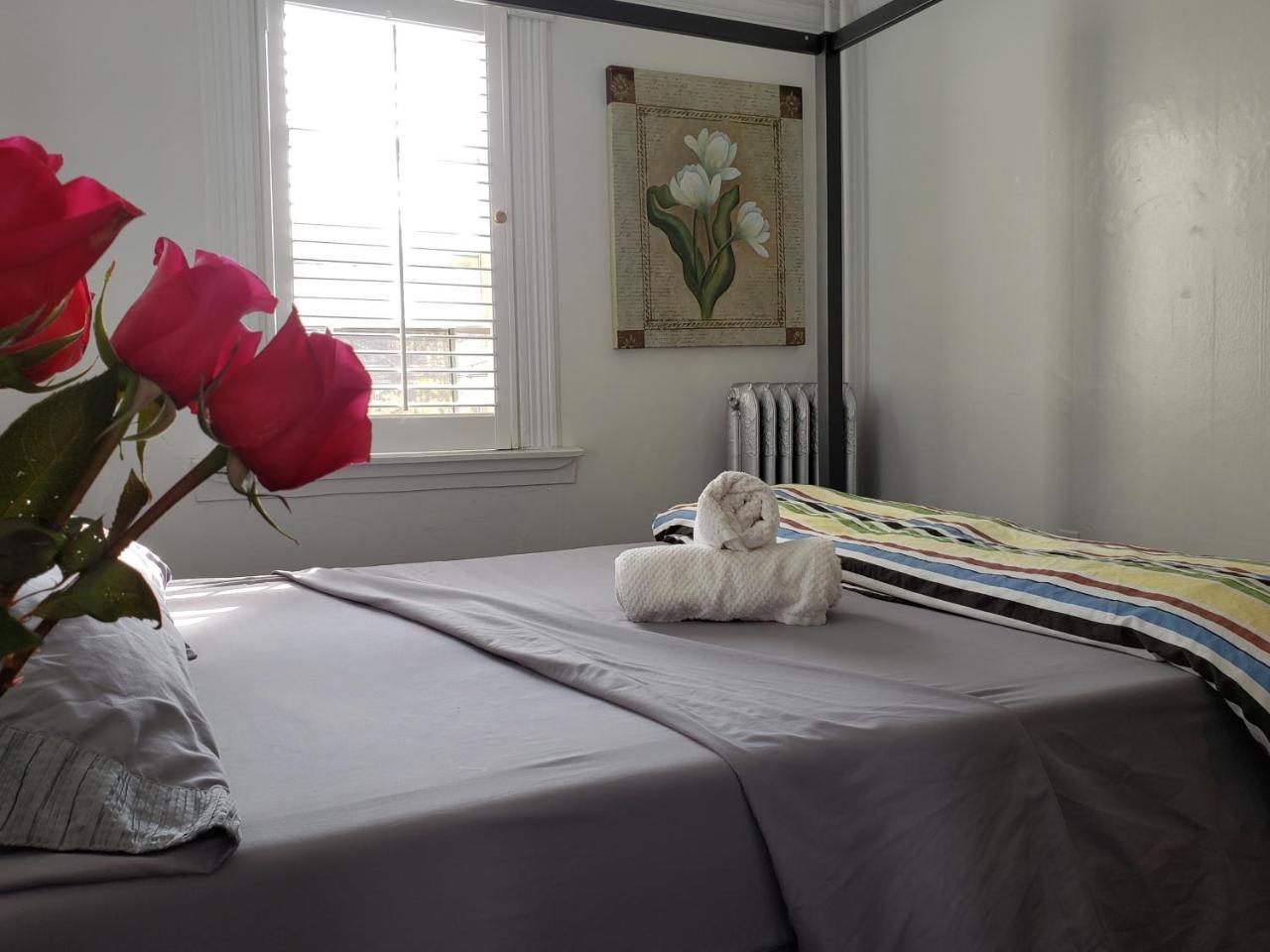 Vancouver Hideaway Guesthouse מראה חיצוני תמונה